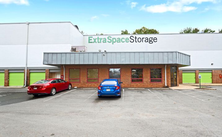 Pictures of Self Storage property located at 4950 Nicholson Ct, Kensington, MD 20895 for sales - image #1