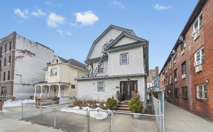 Pictures of Land property located at 90-08 171st St, Jamaica, NY 11432 for sales - image #1