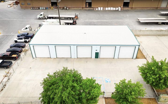 Pictures of Industrial property located at 150 Hayden Ct, Bakersfield, CA 93305 for sales - image #1