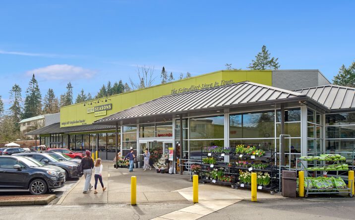 Pictures of Retail property located at 7300 SW Beaverton Hillsdale Hwy, Portland, OR 97225 for sales - image #1