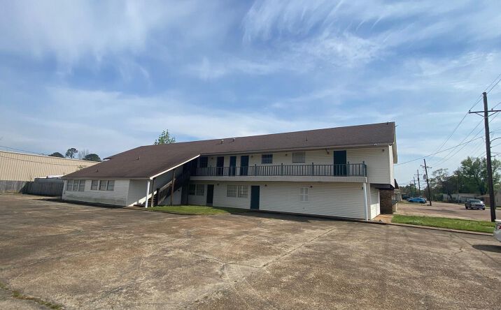Pictures of Retail property located at 418 N Bierdeman Rd, Pearl, MS 39208 for sales - image #1