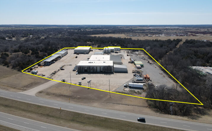 Pictures of Industrial property located at 1200 E Highway 7, Duncan, OK 73533 for sales - image #1