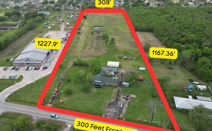Pictures of Land property located at 2319 W Cedar Bayou Lynchburg Rd, Baytown, TX 77521 for sales - image #1