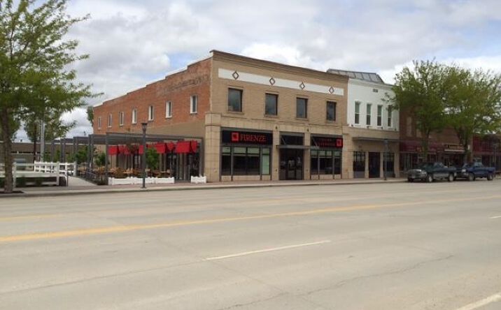 Pictures of Retail property located at 625 Big Horn Ave, Worland, WY 82401 for sales - image #1