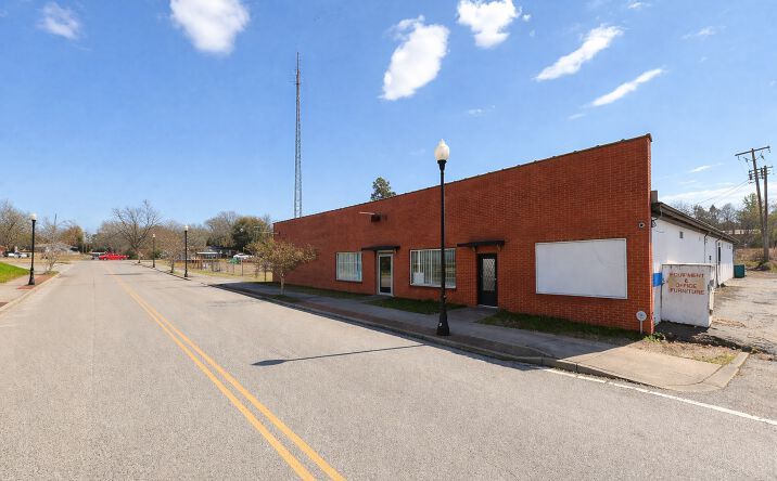 Pictures of Hospitality, Land, Mixed Use, Office, Retail property located at 190 W 3rd St, Swansea, SC 29160 for sales - image #1