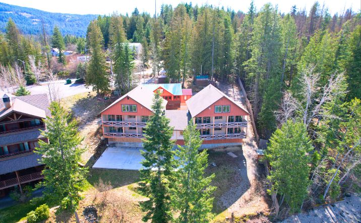 Pictures of Multifamily property located at 45 Waterside Ave, Sagle, ID 83860 for sales - image #1