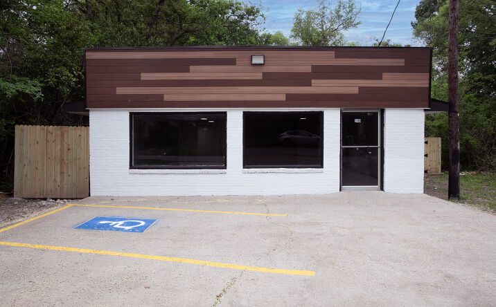 Pictures of Office property located at 2410 Angeline St, Kilgore, TX 75662 for sales - image #1
