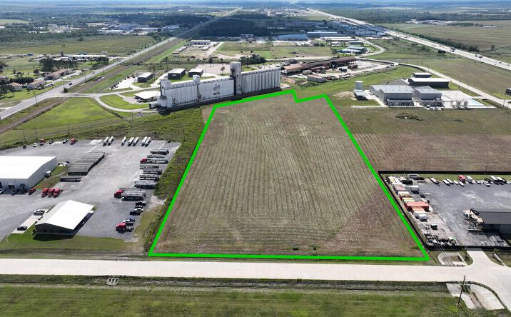 Pictures of Land property located at 8405 Industrial Parkway, Beaumont, TX 77705 for sales - image #1