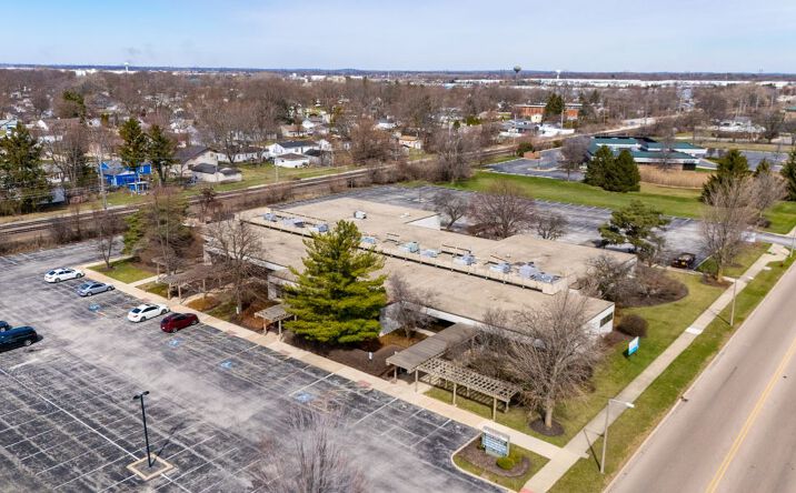 Pictures of Office property located at 1300 N Highland Ave, Aurora, IL 60506 for sales - image #1
