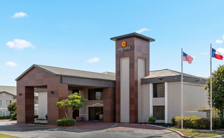 Pictures of Hospitality property located at 1619 N Interstate 35, San Marcos, TX 78666 for sales - image #1