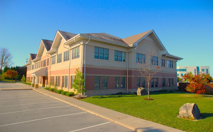 Pictures of Office property located at 2400 Bush Ridge Dr, Louisville, KY 40245 for sales - image #1