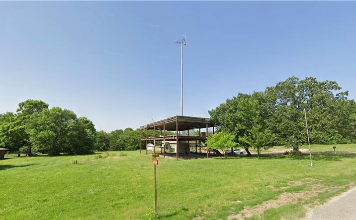 Pictures of Multifamily, Office, Land property located at 1716 W Holly St, Fayetteville, AR 72703 for sales - image #1
