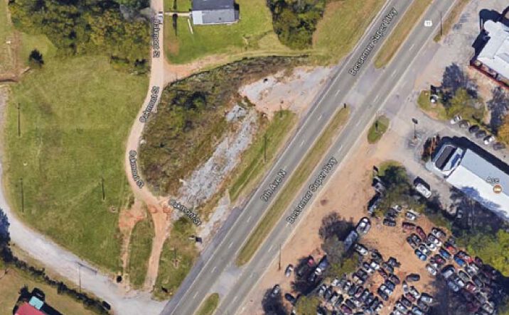 Pictures of Land property located at 4536 Bessemer Super Highway, Brighton, AL 35020 for comps - image #1