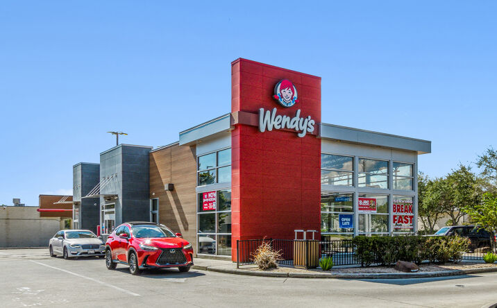 Pictures of Retail property located at 1702 NASA Road 1, Houston, TX 77058 for sales - image #1