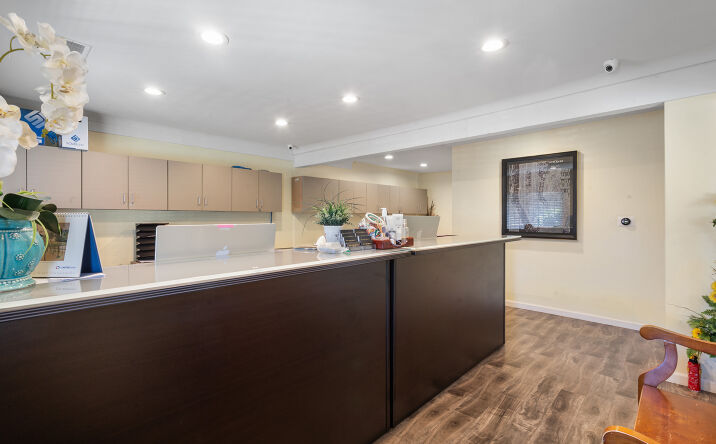 Pictures of Hospitality, Mixed Use, Office, Senior Living, Special Purpose property located at 1611 6th Ave, Los Angeles, CA 90019 for sales - image #1