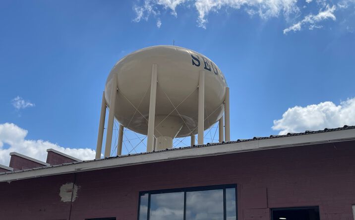 Pictures of Industrial, Mixed Use, Retail property located at 1308 N Bowie St, Seguin, TX 78155 for sales - image #1
