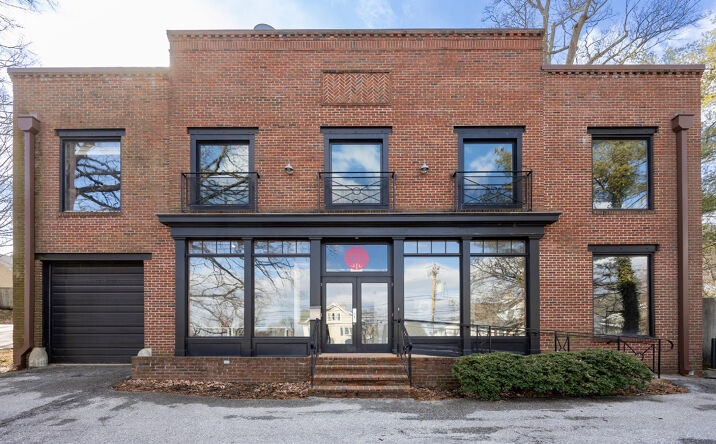 Pictures of Retail property located at 232 Conestoga Rd, Wayne, PA 19087 for sales - image #1