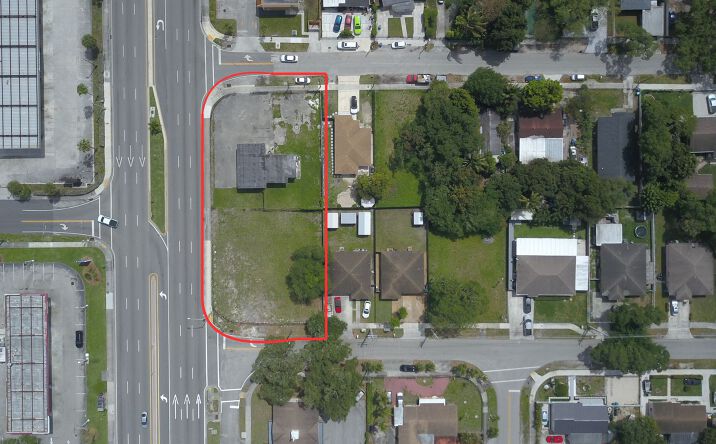 Pictures of Retail property located at 17010 NW 27th Ave, Miami Gardens, FL 33056 for sales - image #1