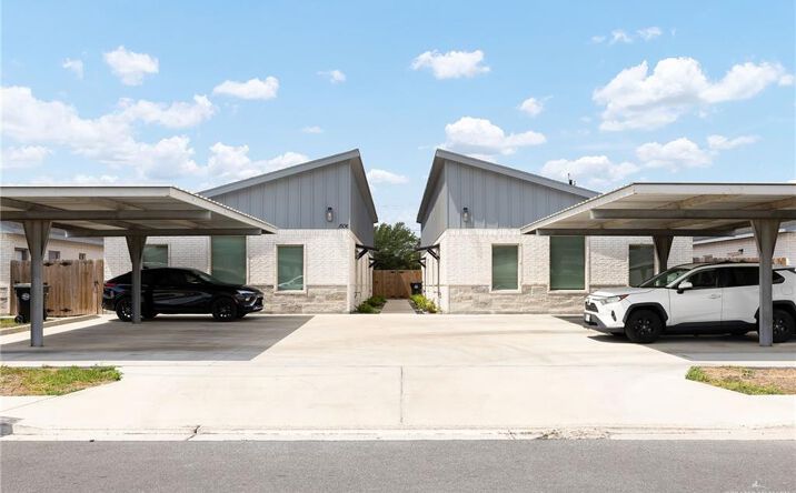 Pictures of Multifamily property located at 1506 Playa Drive, Weslaco, TX 78596 for sales - image #1