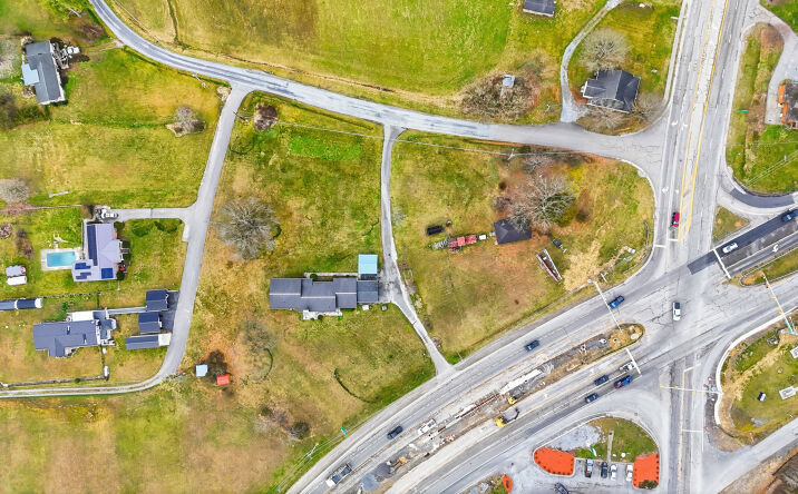 Pictures of Land property located at 165 Duffield Depot Ln, Duffield, VA 24244 for sales - image #1