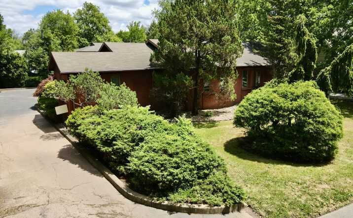 Pictures of Office property located at 97 Greenbrook Rd, Green Brook Township, NJ 08812 for sales - image #1