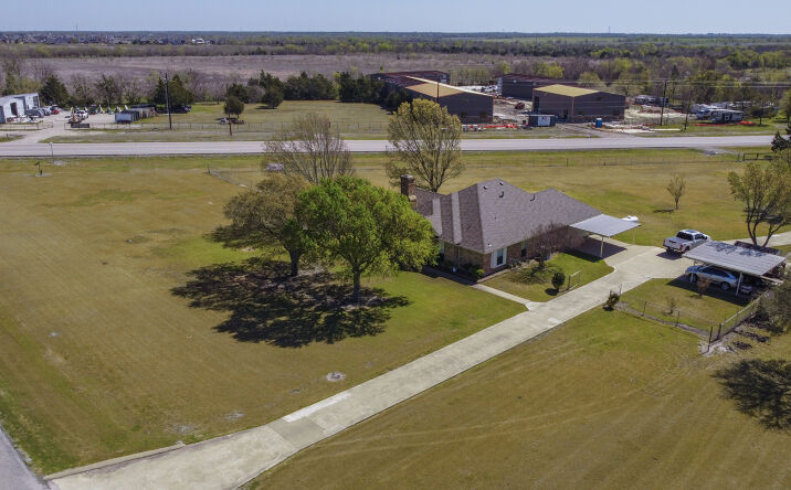 Pictures of Mixed Use property located at 163 Dower Dr, Terrell, TX 75160 for sales - image #1