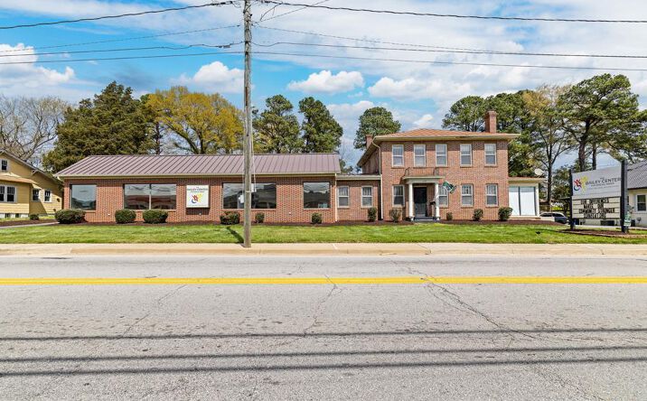Pictures of Retail, Office property located at 219 East Atlantic Street, South Hill, VA 23970 for sales - image #1