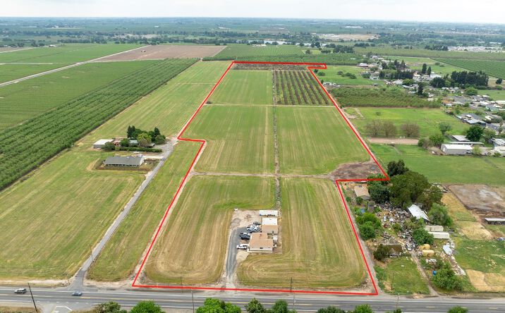 Pictures of Land property located at 8712 Yosemite Boulevard, Modesto, CA 95357 for sales - image #1