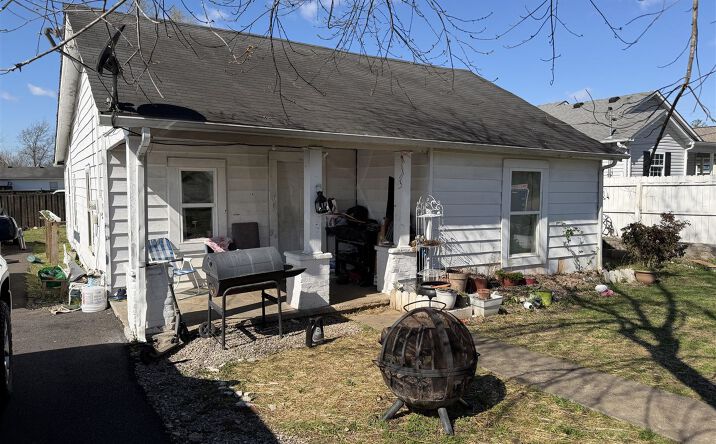 Pictures of Multifamily property located at 1006 Lewis Avenue, Bowling Green, KY 42101 for sales - image #1