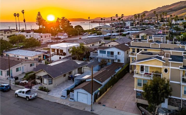 Pictures of Multifamily property located at 351 San Luis Ave, Pismo Beach, CA 93449 for sales - image #1
