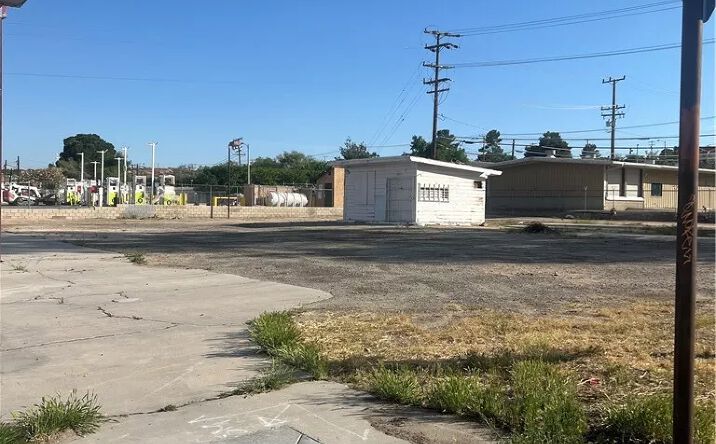Pictures of Land property located at 16617 D, Victorville, CA 92395 for sales - image #1
