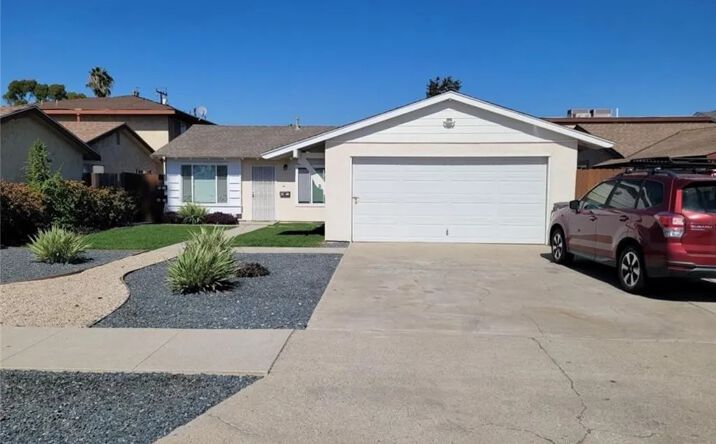 Pictures of Multifamily property located at 4411 Farquhar, Los Alamitos, CA 90720 for sales - image #1
