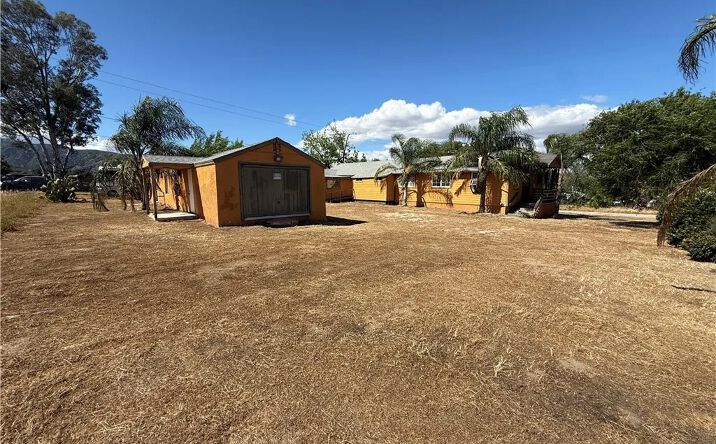 Pictures of Multifamily property located at 32989 Macy, Lake Elsinore, CA 92530 for sales - image #1