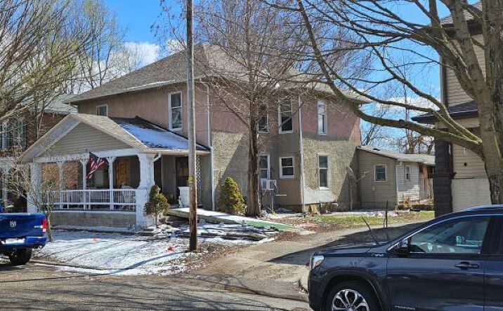 Pictures of Multifamily property located at 65 & 67 W 2nd Street, Peru, IN 46970 for sales - image #1