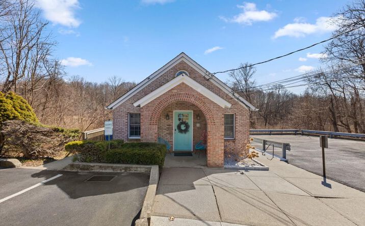 Pictures of Mixed Use, Office property located at 18 Miller Road, Carmel, NY 10541 for sales - image #1
