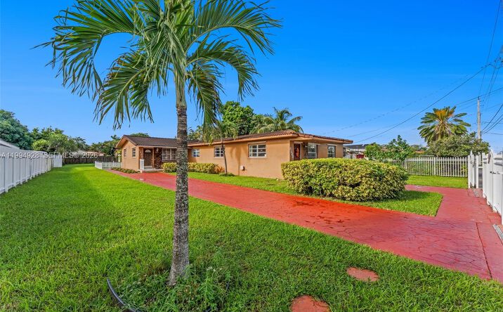 Pictures of Multifamily property located at 8820 SW 27th St, Miami, FL 33165 for sales - image #1