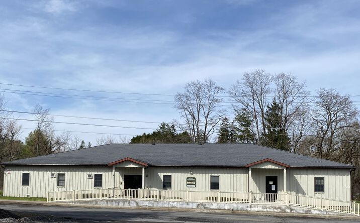 Pictures of Office property located at 132 1/2 Albany St, Cazenovia, NY 13035 for sales - image #1
