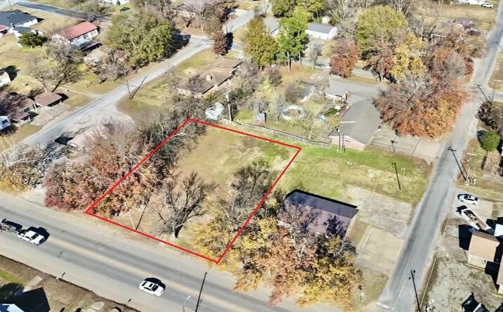 Pictures of Land property located at 405 W Main Street, Stigler, OK 74462 for sales - image #1