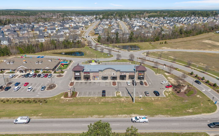 Pictures of Retail property located at 101 Great Ln, Raeford, NC 28376 for sales - image #1