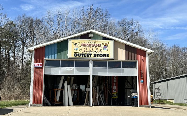 Pictures of Industrial, Retail property located at 2080 Romig Rd, Akron, OH 44320 for sales - image #1