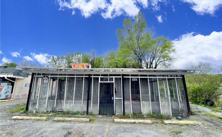 Pictures of Retail property located at 1615 Memorial Drive SE, Atlanta, GA 30317 for sales - image #1
