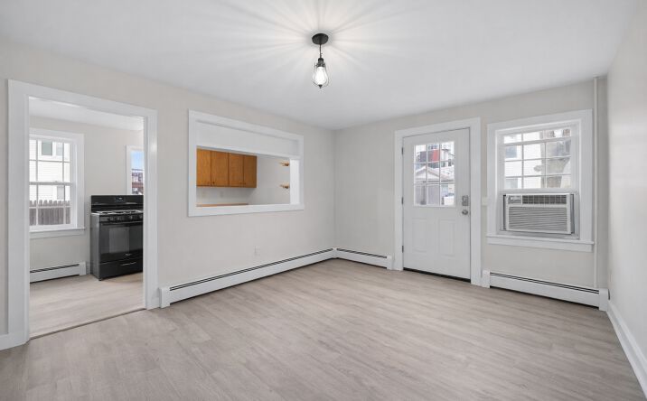 Pictures of Multifamily property located at 1 Palmer St, Stonington, CT 06379 for sales - image #1