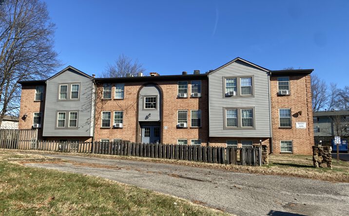 Pictures of Multifamily property located at 3242 Orchard Manor Cir, Louisville, KY 40220 for sales - image #1