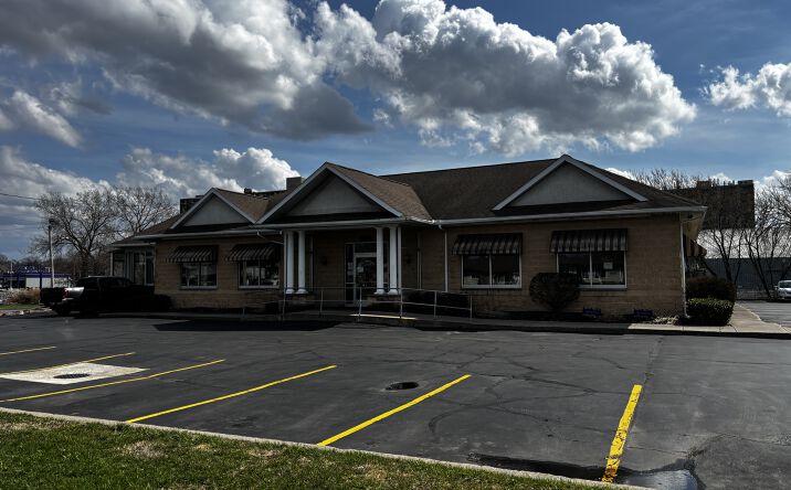 Pictures of Hospitality, Retail property located at 555 East Ridge Road, Rochester, NY 14621 for sales - image #1