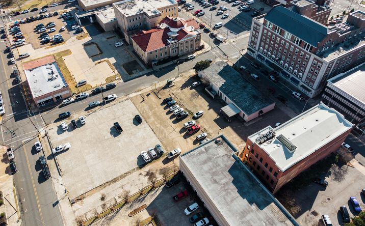 Pictures of Hospitality, Office property located at 122 St John St, Monroe, LA 71201 for sales - image #1