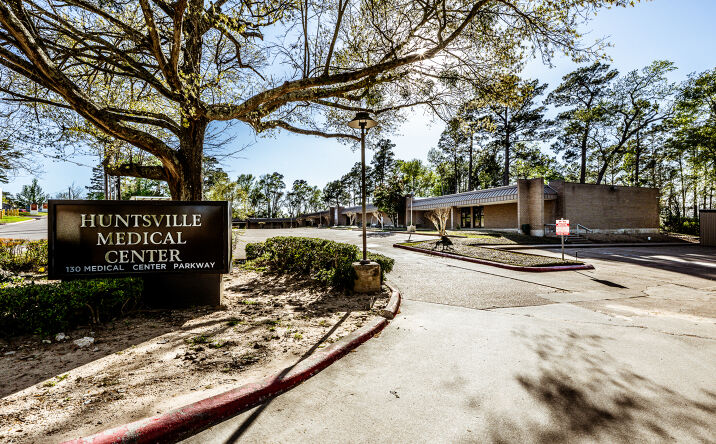 Pictures of Office property located at 130 Medical Center Pkwy, Huntsville, TX 77340 for sales - image #1