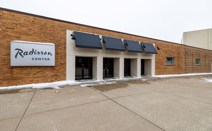 Pictures of Retail, Mixed Use, Industrial property located at 300 2nd St, La Crosse, WI 54601 for sales - image #1