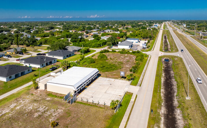 Pictures of Mixed Use, Land property located at 4275 S Access Rd, Englewood, FL 34224 for sales - image #1