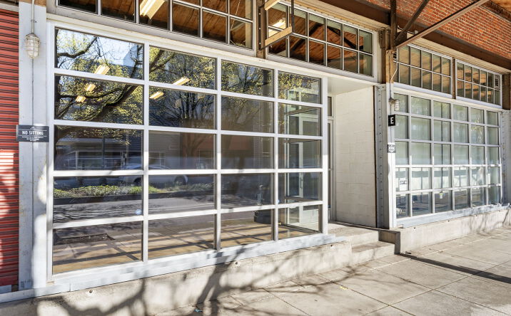 Pictures of Retail property located at 600 NW Naito Pkwy, Portland, OR 97209 for sales - image #1