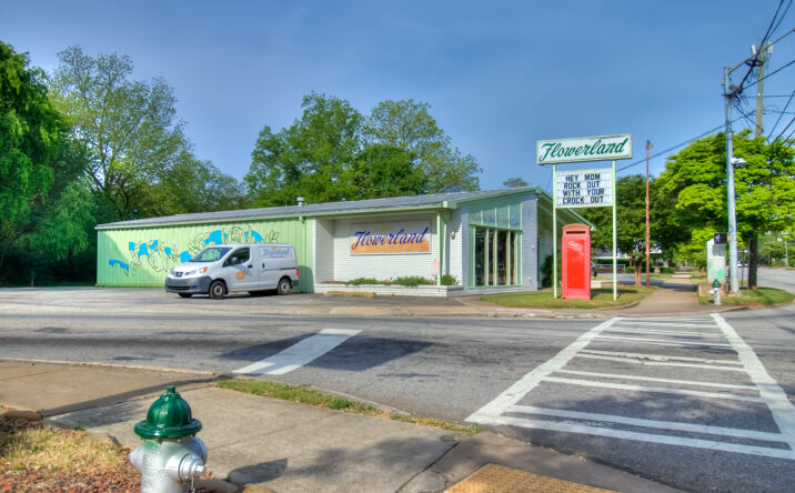 Pictures of Hospitality, Mixed Use, Multifamily, Office, Retail property located at 823 Prince Ave, Athens, GA 30606 for sales - image #1